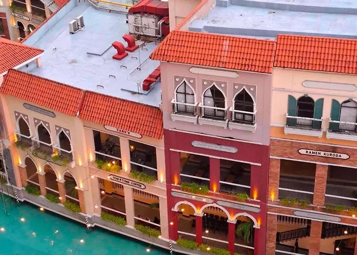 Aparthotel The Venezian Haven At Venice Luxury Residences Mckinley